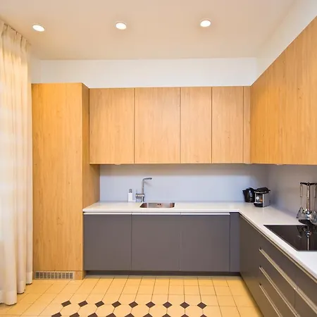 Luxury D22 Apartmán *